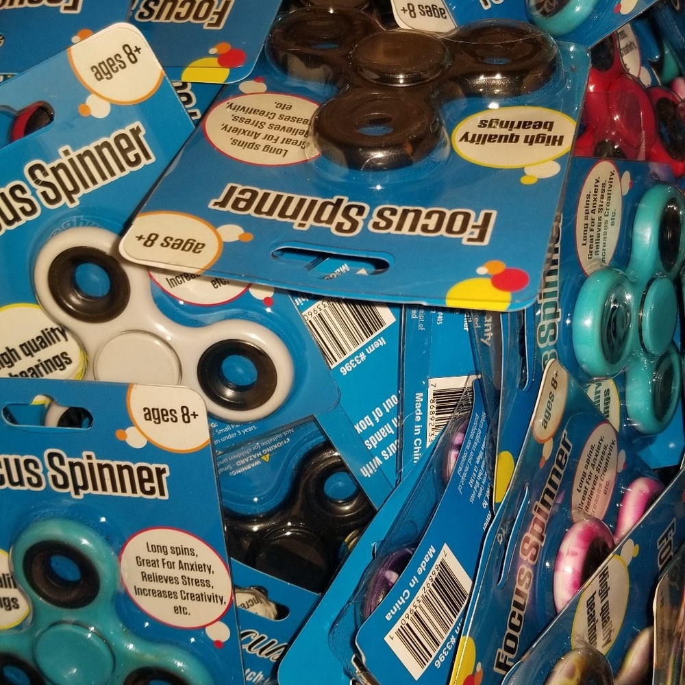 2 fidget spinners for 4.00